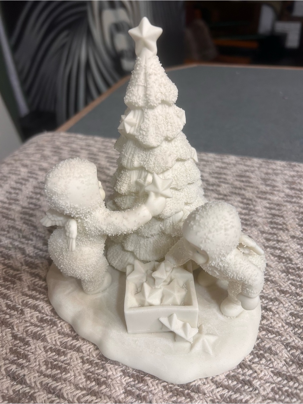 Department 56 Snow bunnies collectible figurine 90s
